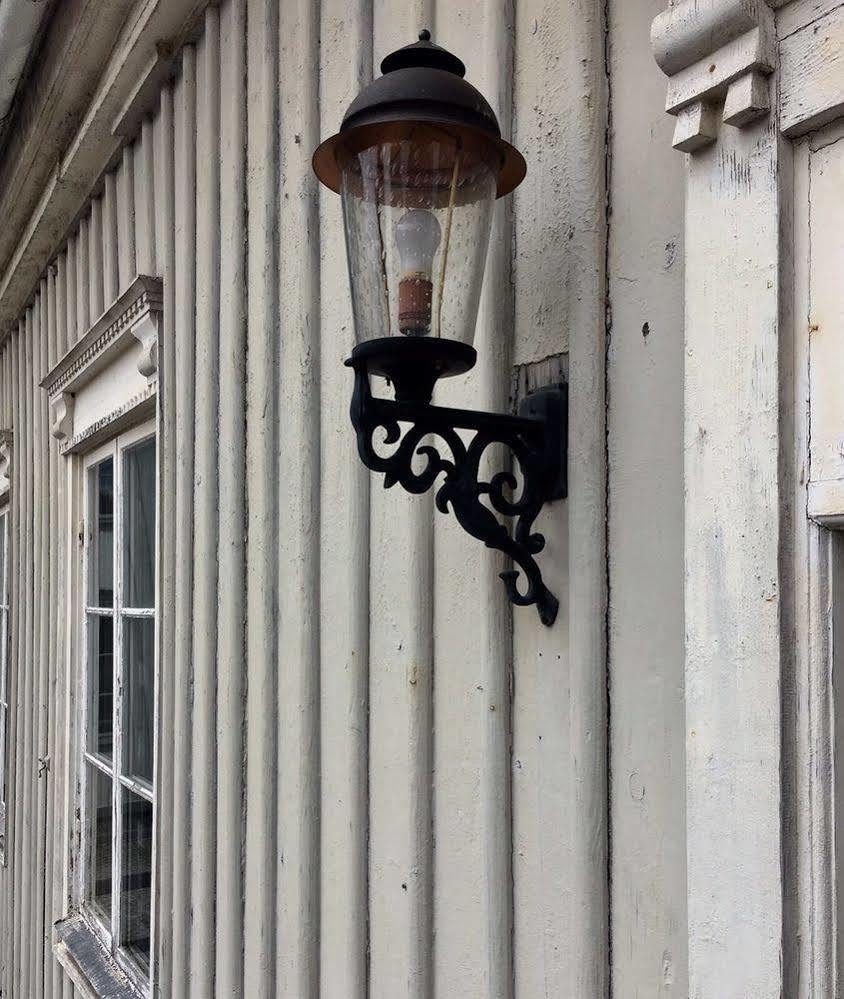 Kisa Waerdshus & Hotell Экстерьер фото